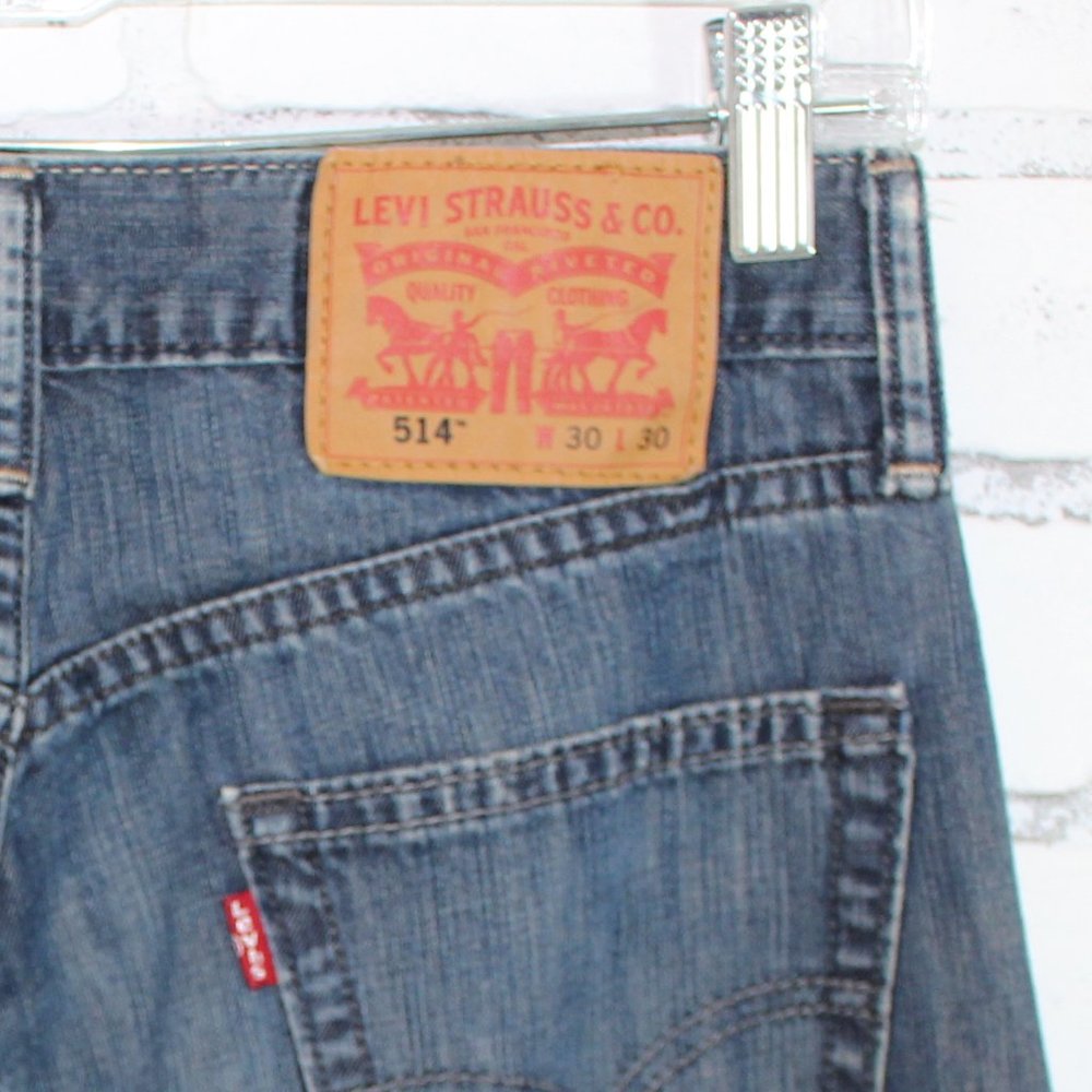 VINTAGE Levi’s Jeans Med Wash 30/30